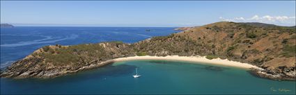 Secret Bech - Great Keppel Island - QLD (PBH4 00 18749)